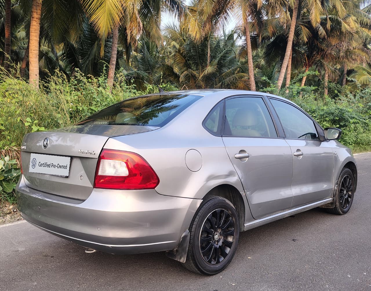 Skoda Rapid(2014-2015) 1.5 Tdi Cr Elegance
